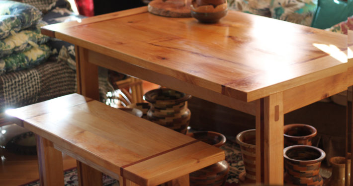 Table-with-bench
